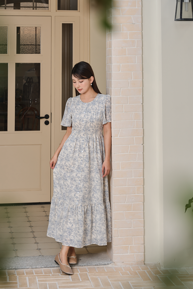 LOVIE FLUTTER SLEEVE DRESS