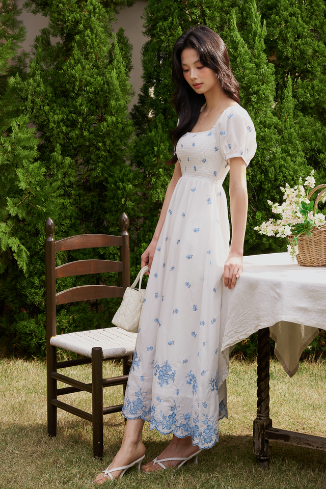 HILTON EMBRODIERY DRESS