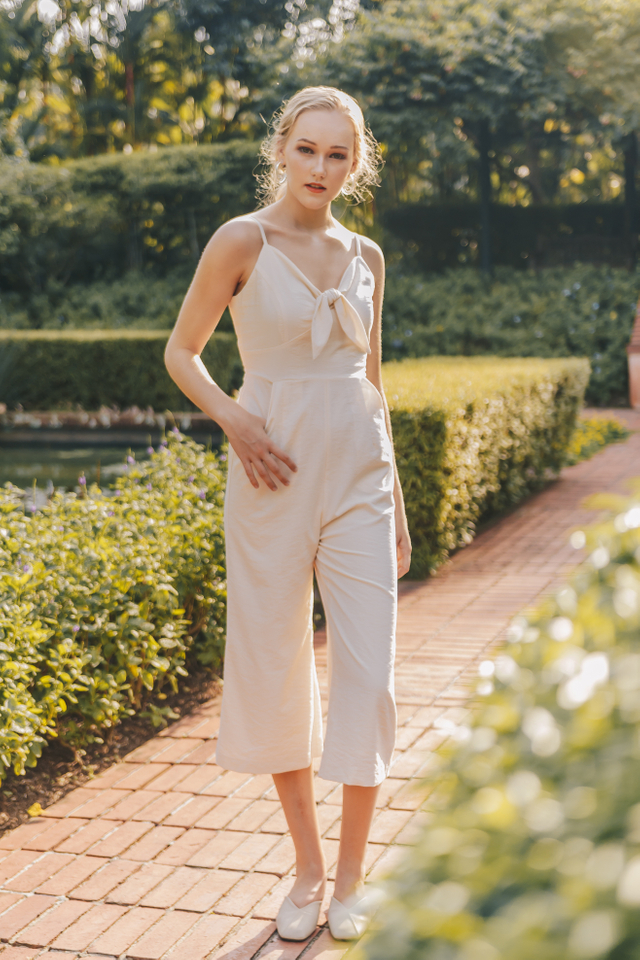 MEYSON KNOTTED JUMPSUIT (OFF WHITE)