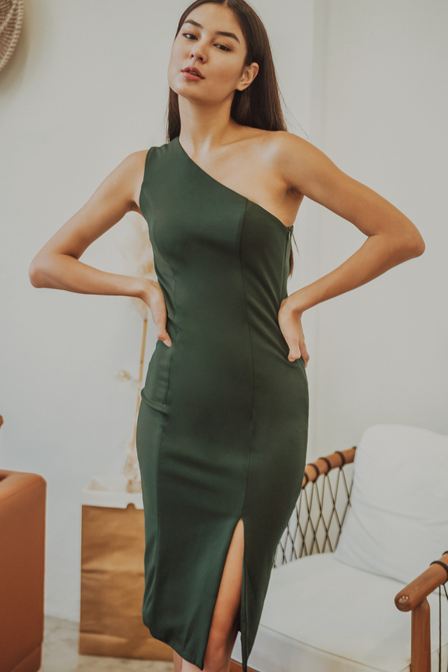 ALTHEA ONE SHOULDER BODYCON MIDI DRESS (FOREST GREEN)